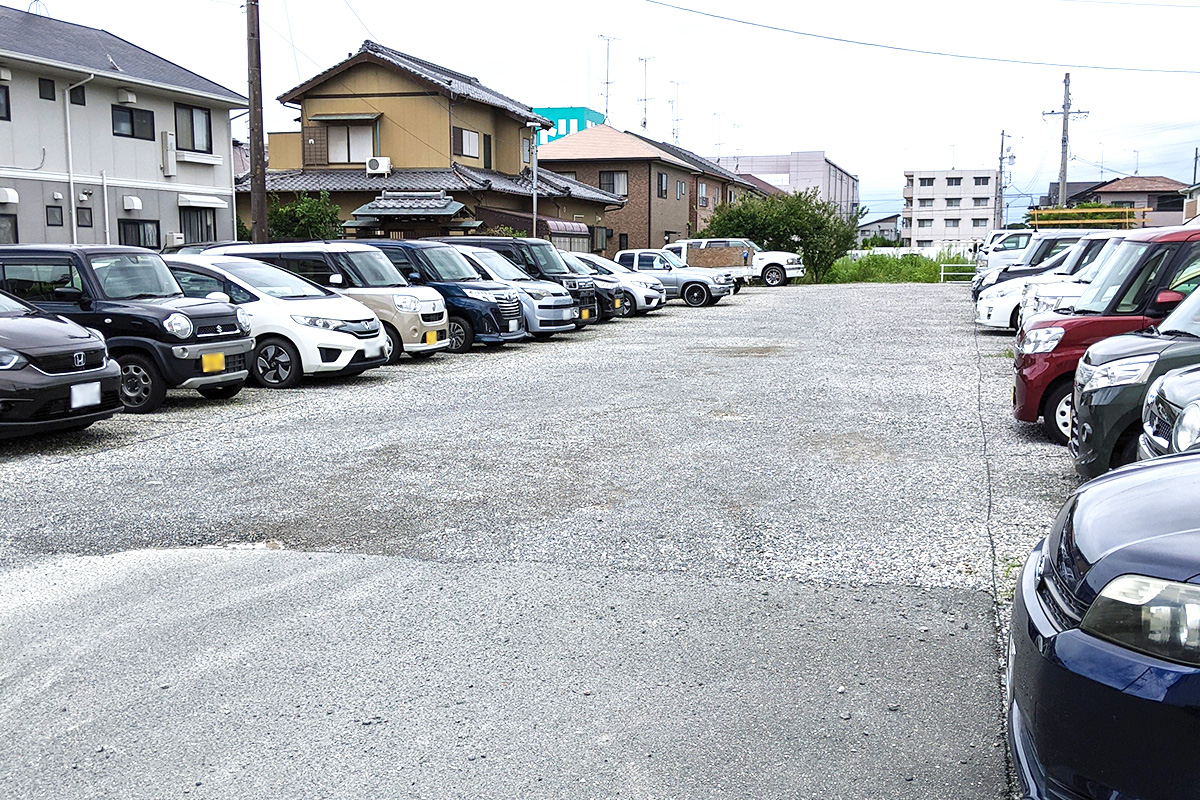 I様所有地駐車場